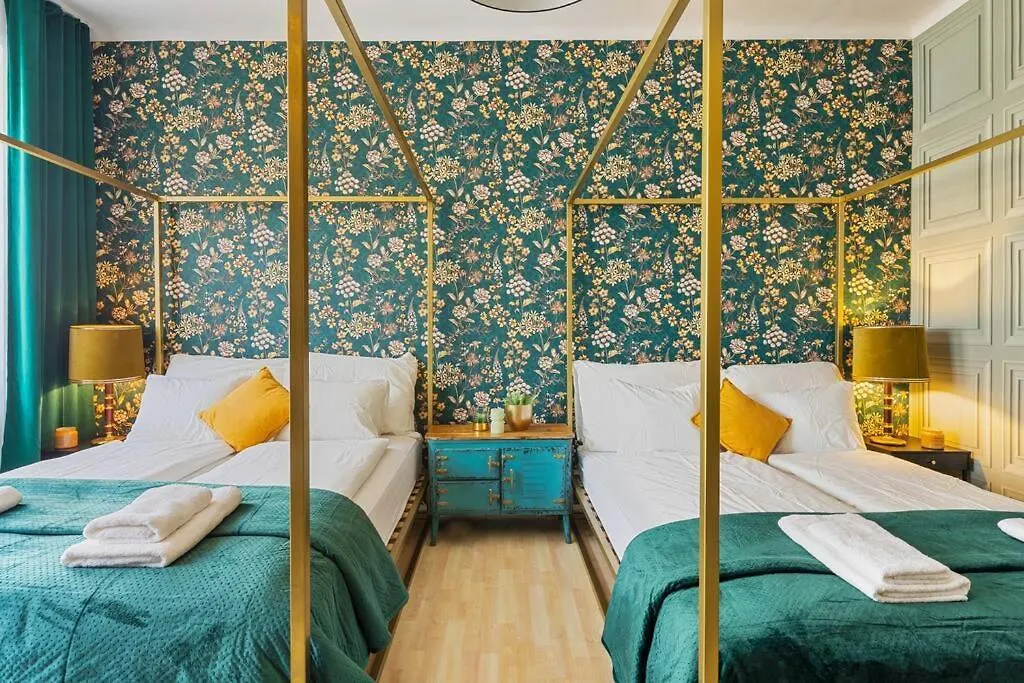 Luxury Vintage Vibe Apartment Vienna 0*,  Austria