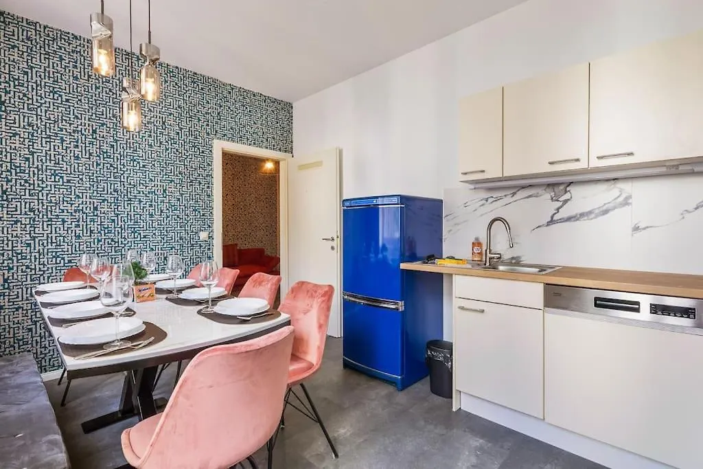 Luxury Vintage Vibe Apartment Vienna