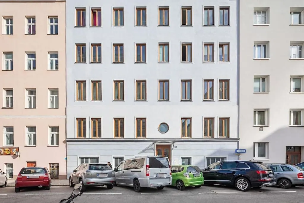 Luxury Vintage Vibe Apartment Vienna