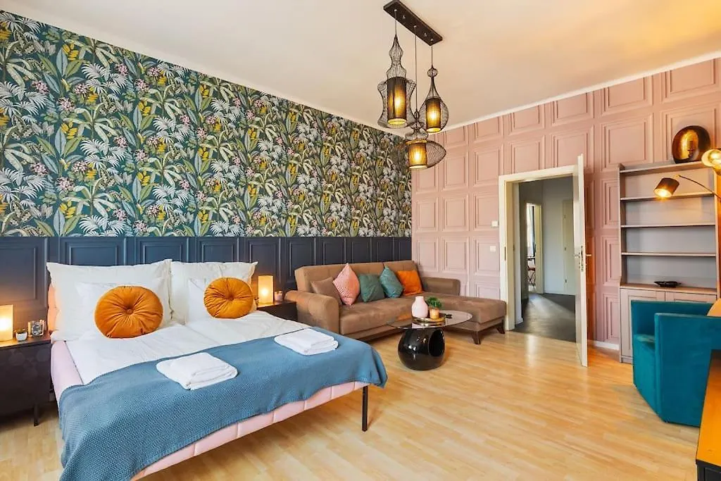 Luxury Vintage Vibe Apartment Vienna
