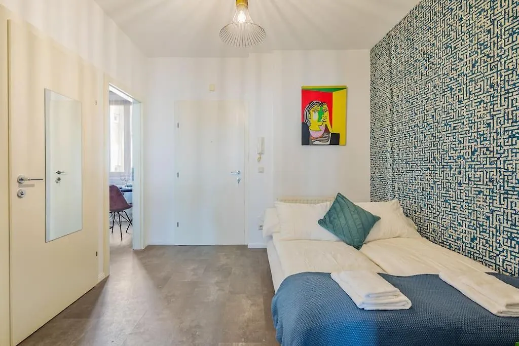 Luxury Vintage Vibe Apartment Vienna